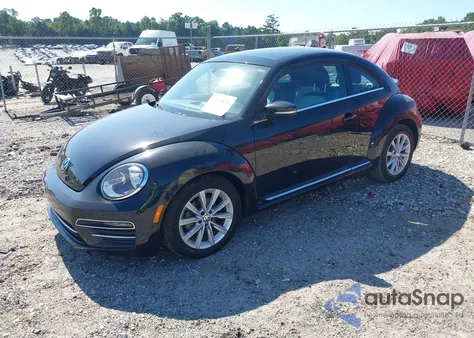 2019 Volkswagen Beetle 2.0T Se из США, поврежденный, VIN 3VWJD7AT2KM719645